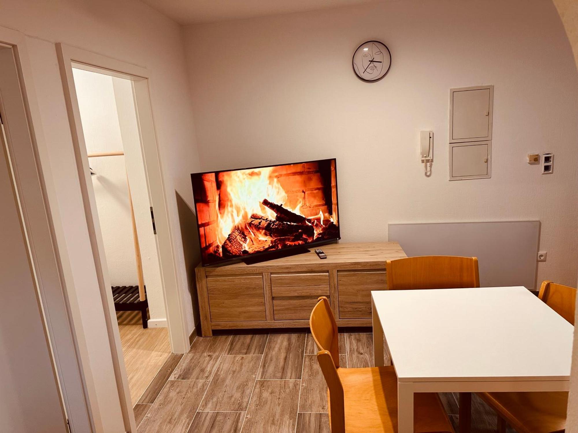 Felix Living 9, Modern & Cozy, 3 Zimmer Wohnung, Parkplatz Salzweg Exterior photo